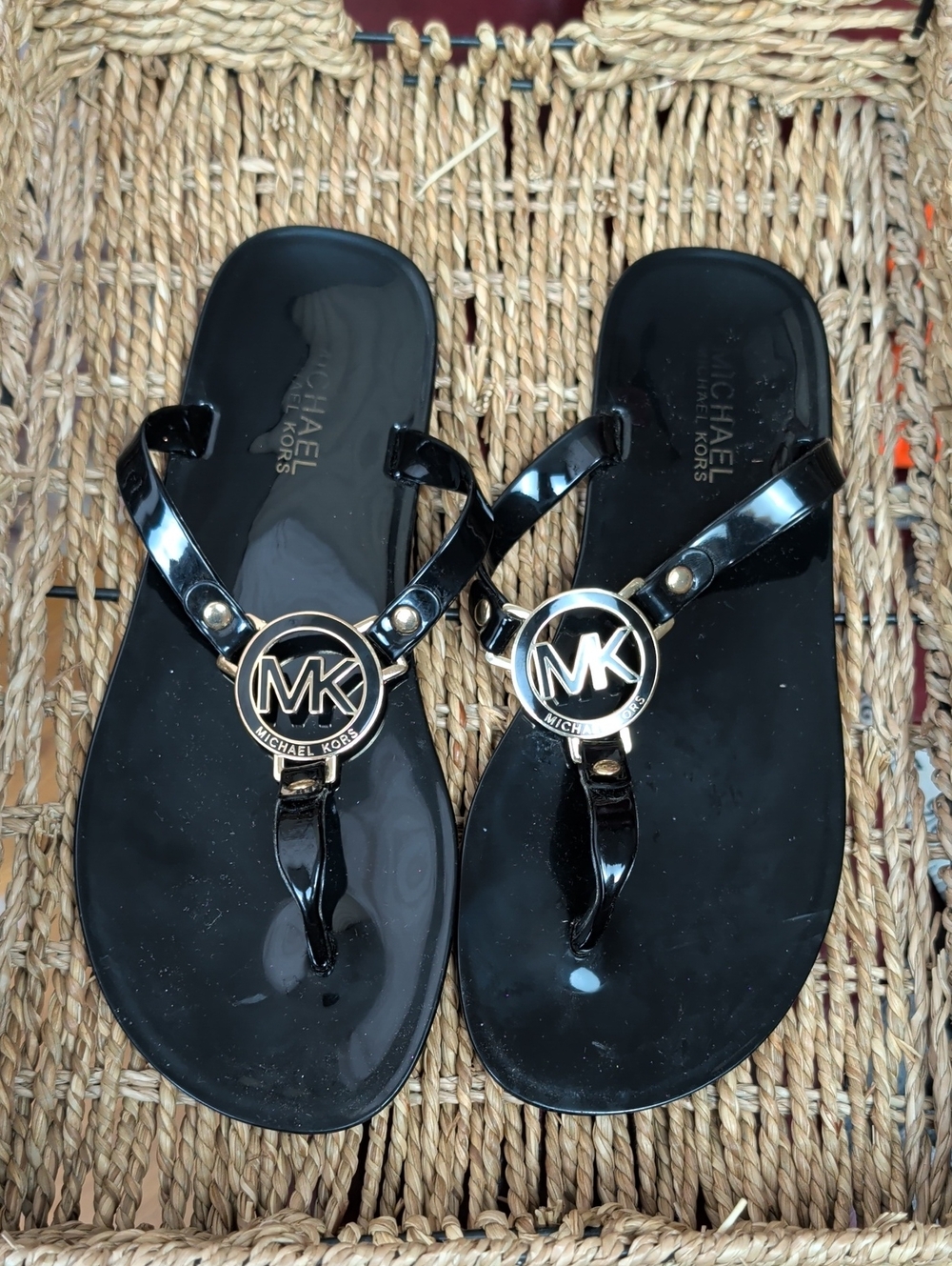 Michael Kors Women's Black MK Logo Jelly Thong Sandals Size 7
